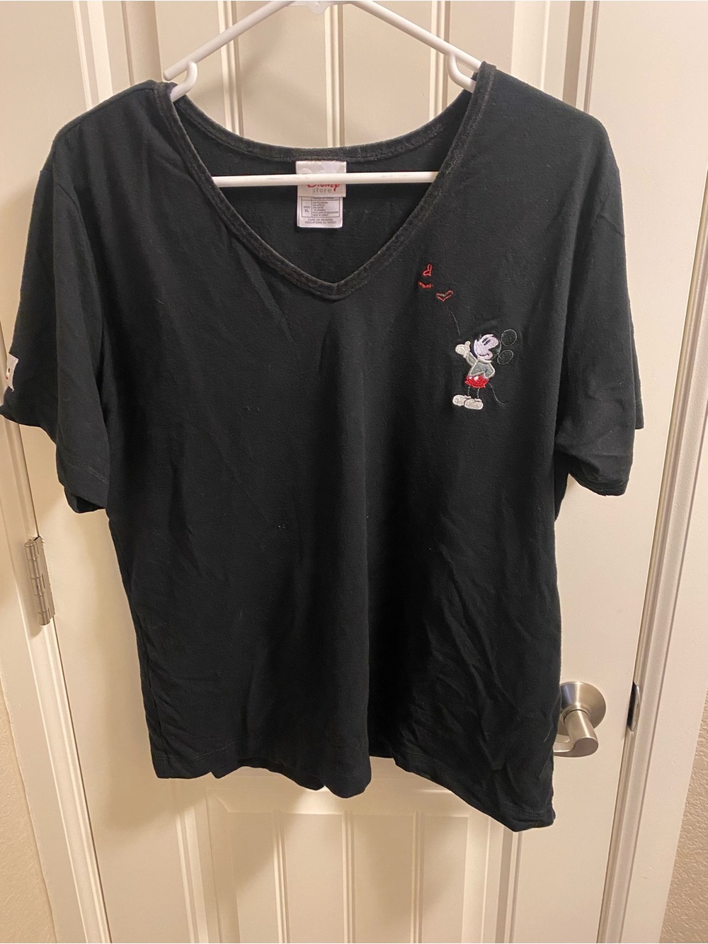 Disney Store XL Top Black Mickey Mouse Hearts Shirt Short Sleeve